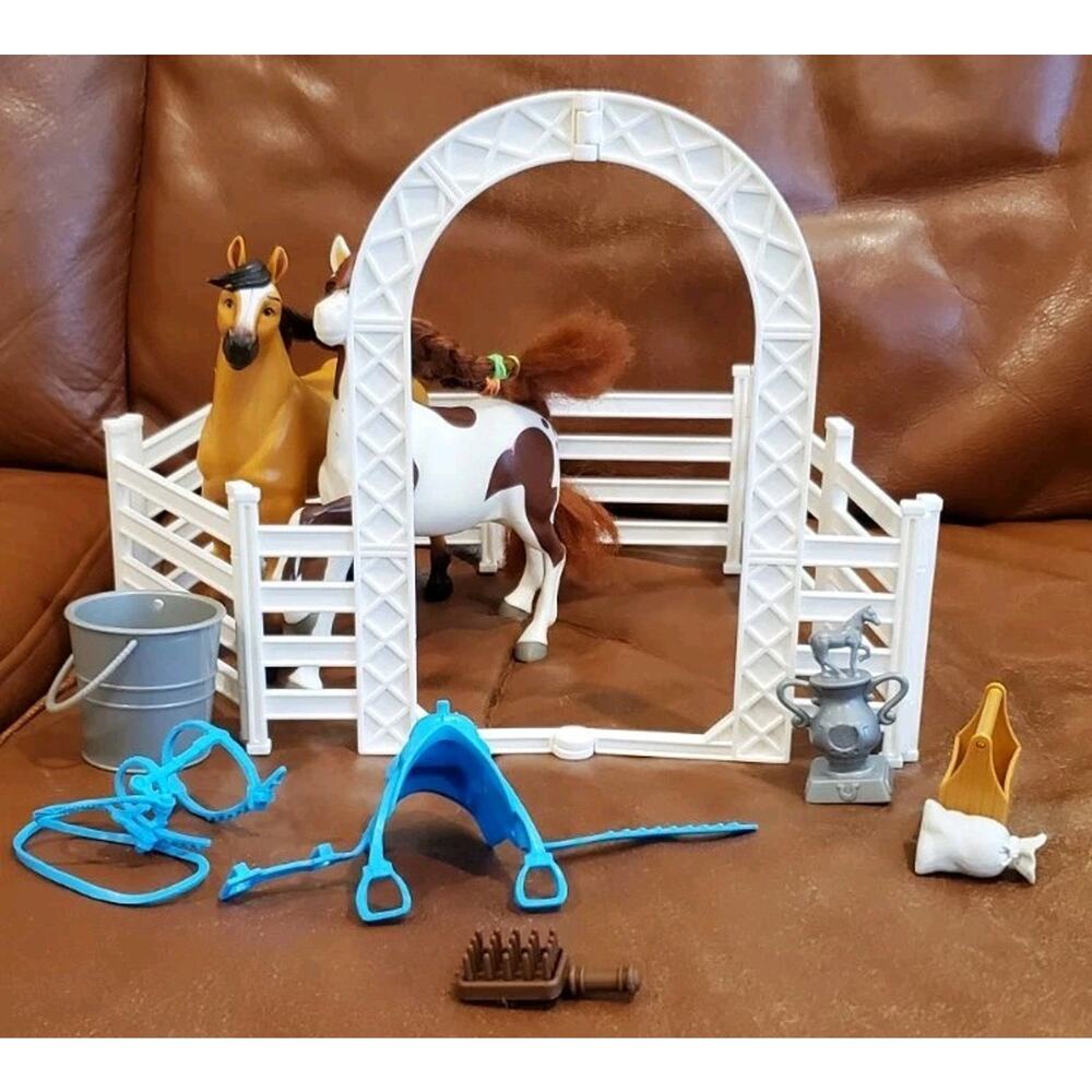 DWA LLC Just Play Horse Corral Playset 2019 Spirit Boomerang Horses Accessories